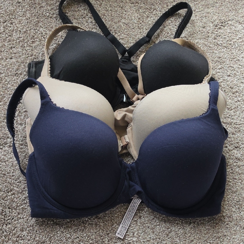 Victoria's Secret Navy, Black & Beige T-Shirt Bra Trio
